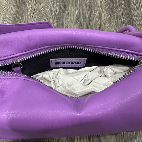 House of Want NWT We Are Fabulous Vegan Leather Shoulder Bag - Picture 6 of 10